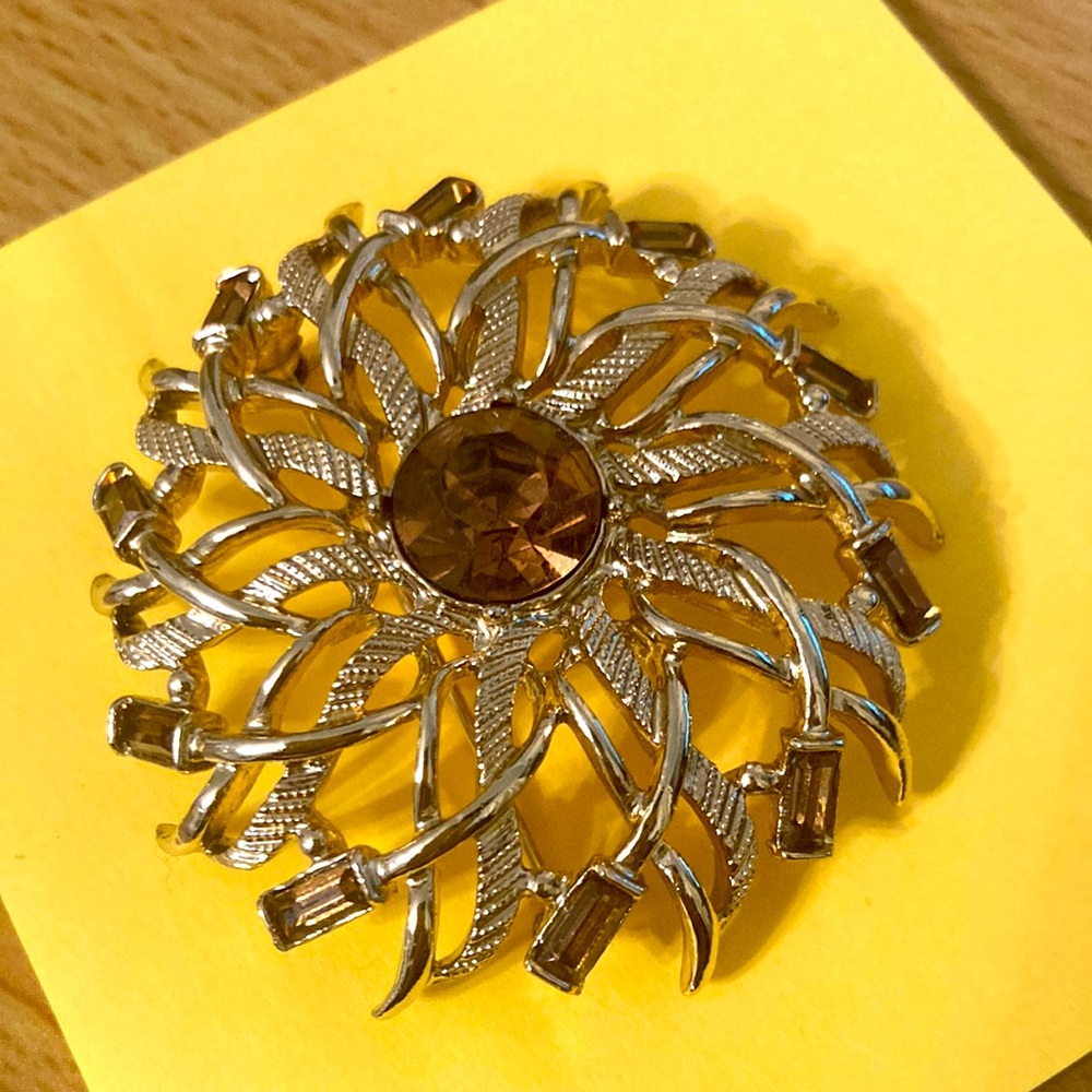 Marboux gold tone brooch